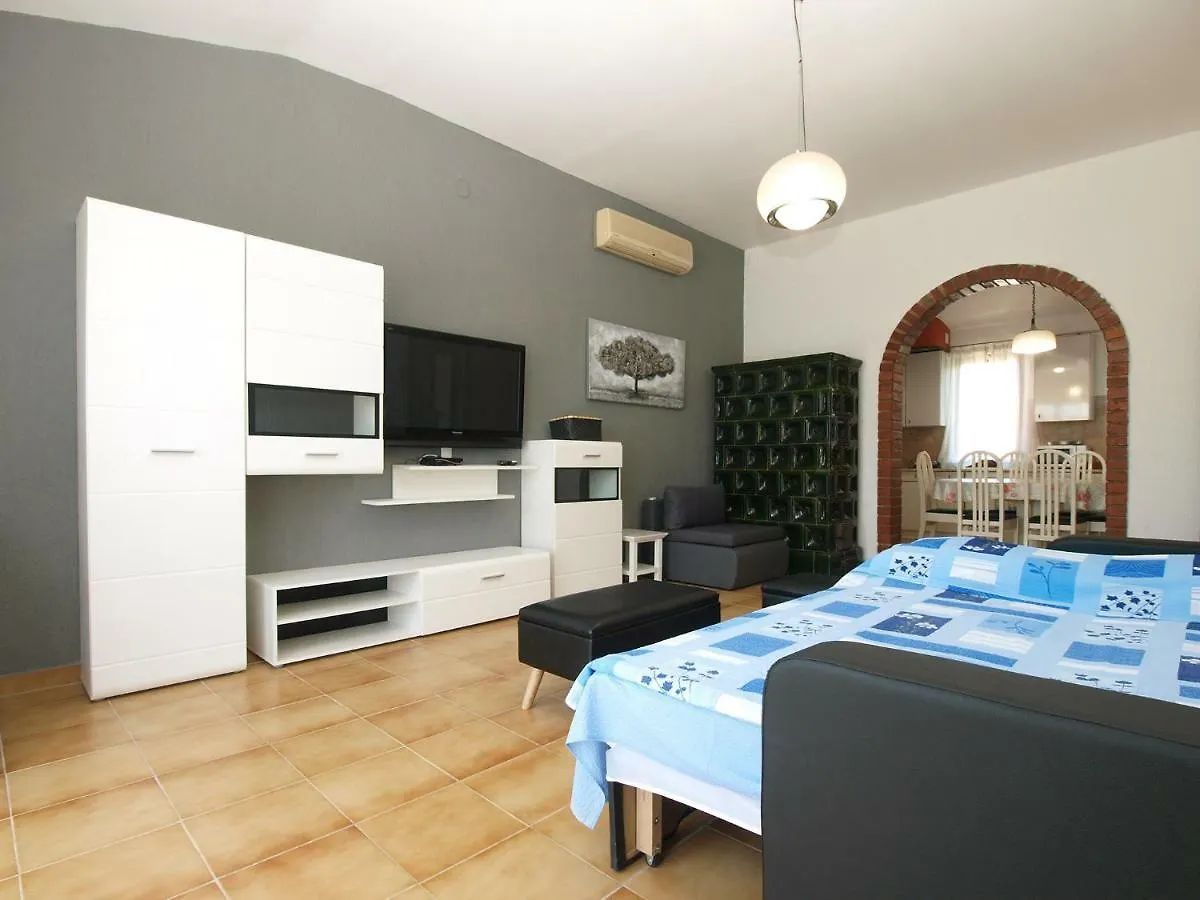Villa House Puntizela With Pool 747 Pula